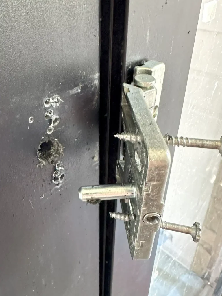 Installers using different screws than specified to keep making different threads - a result of unsatisfactory reinforcement within the frames.